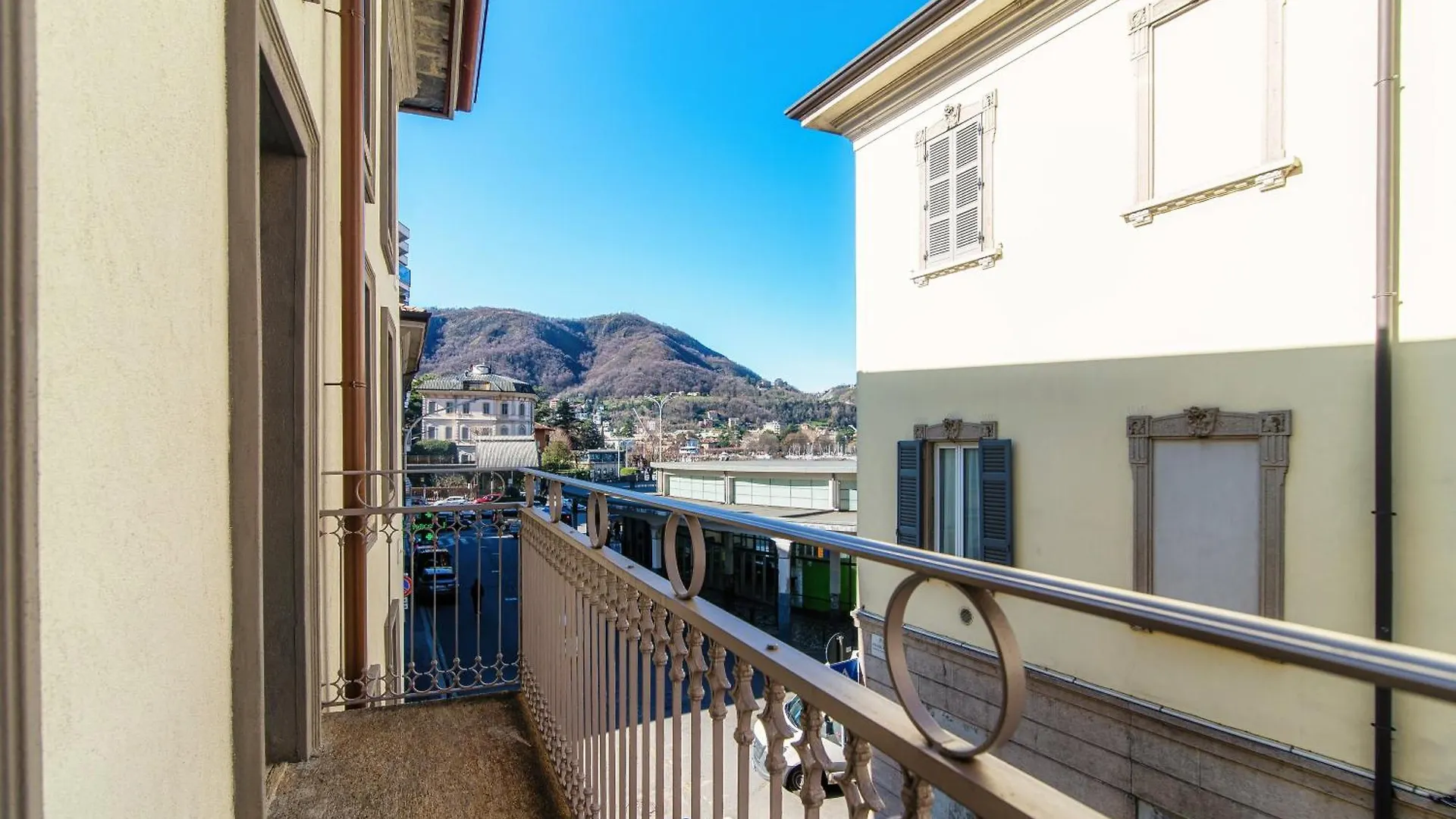 Apartamento Numero 11 Piazza Amendola - By Myhomeincomo